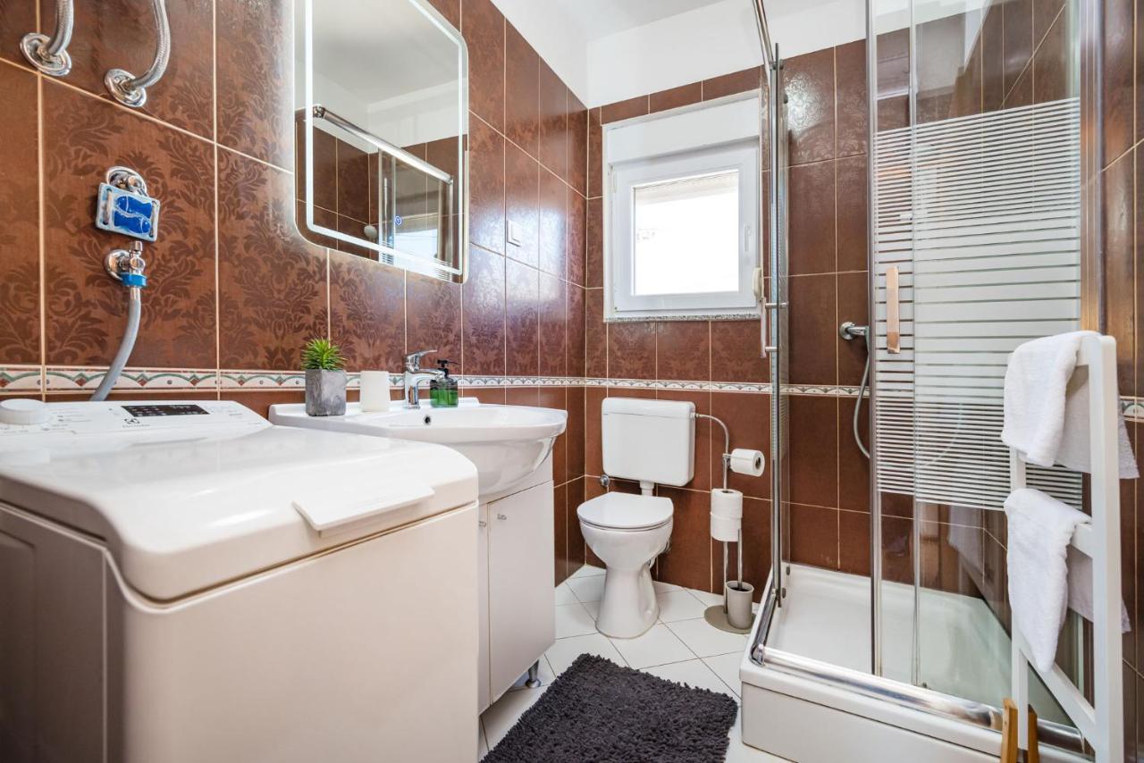 Apartment Karla Zadar Bagian luar foto